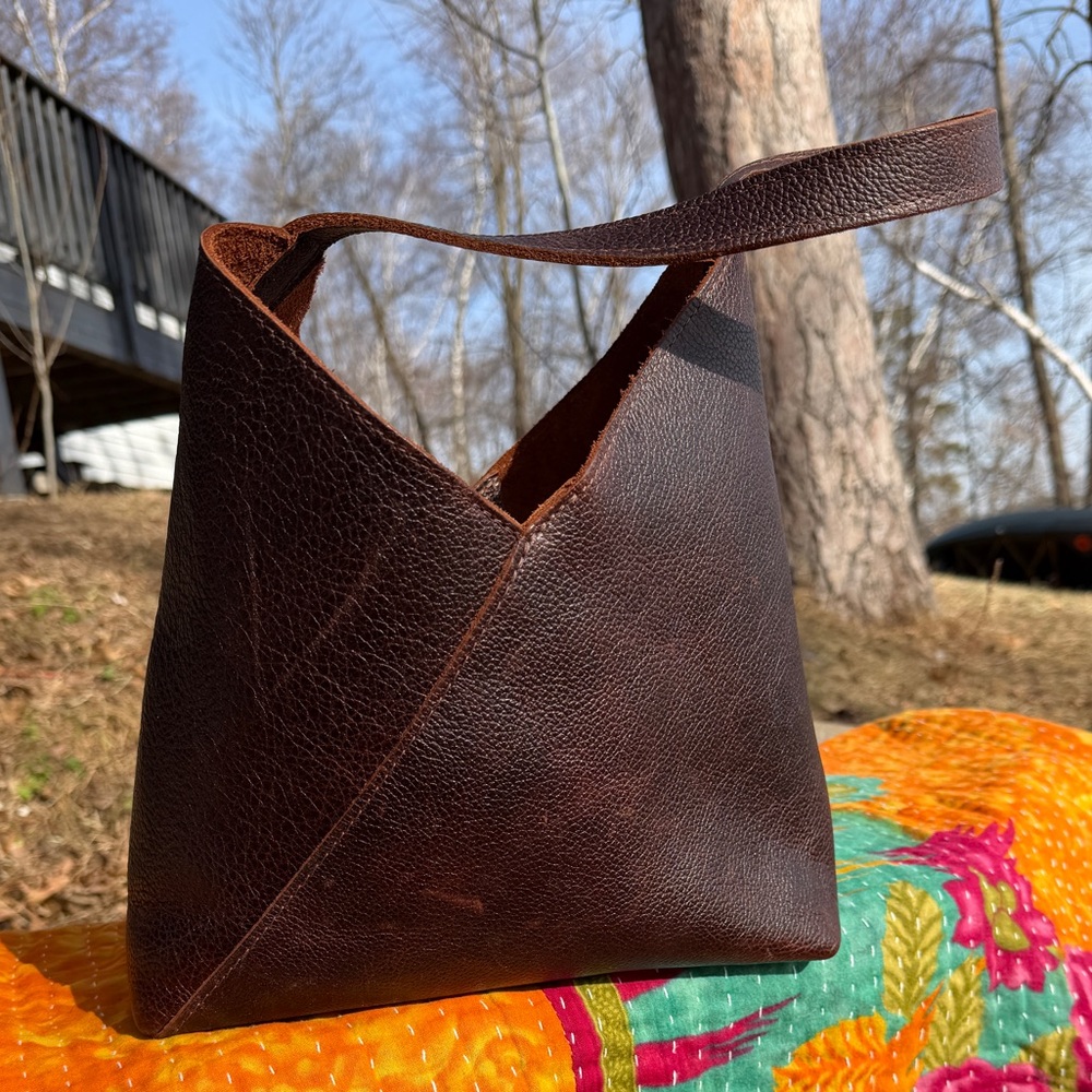 Portland Leather Goods Naomi Shoulder Bag Size Large